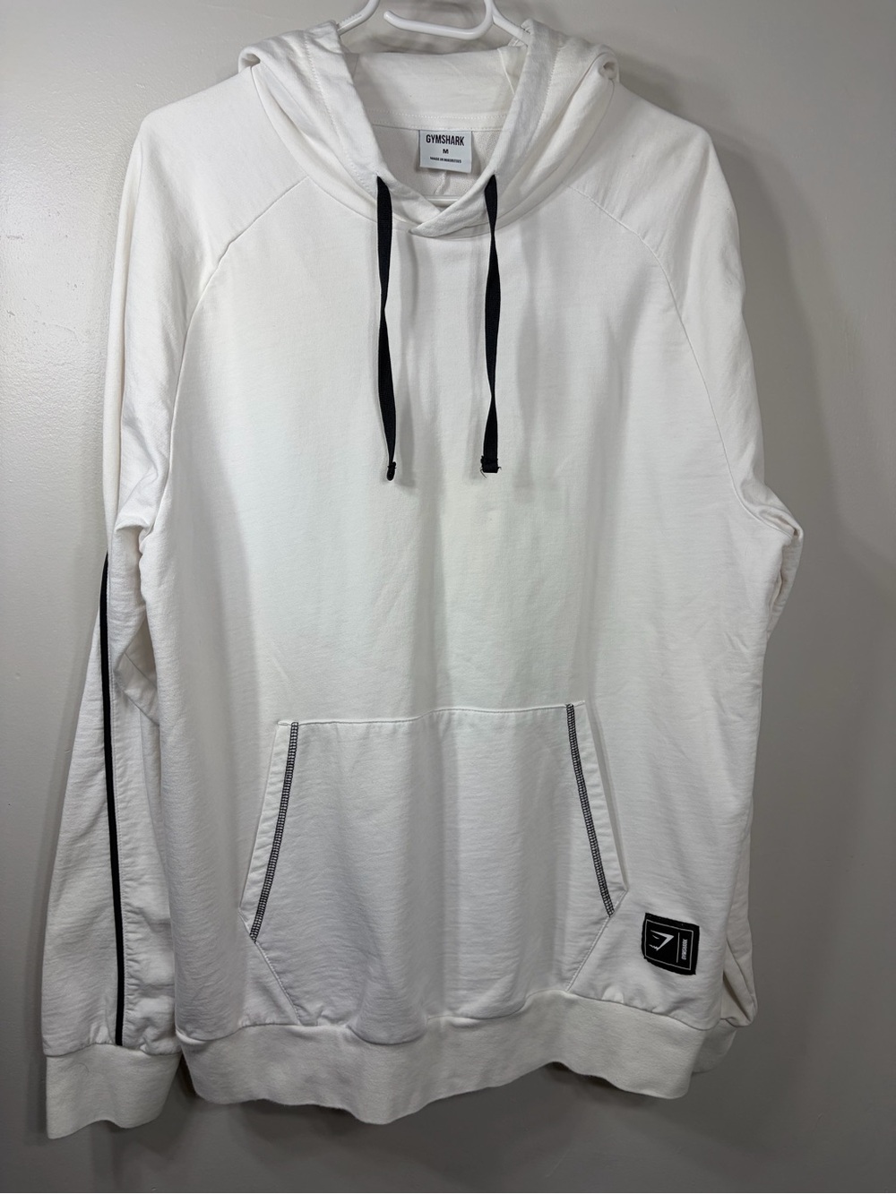 Gymshark Hoodie Mens Medium White Pullover Athletic Training Sweatshirt